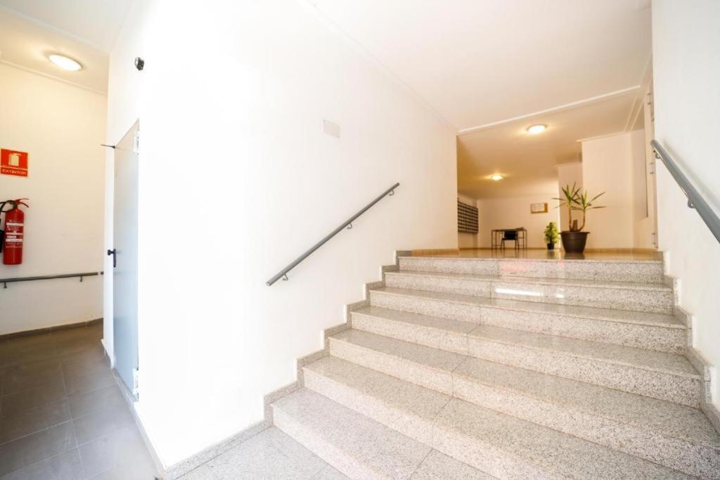 Schoene Wohnung Mit Pool , Wi-Fi Und Privat Garage Torrevieja Exterior photo